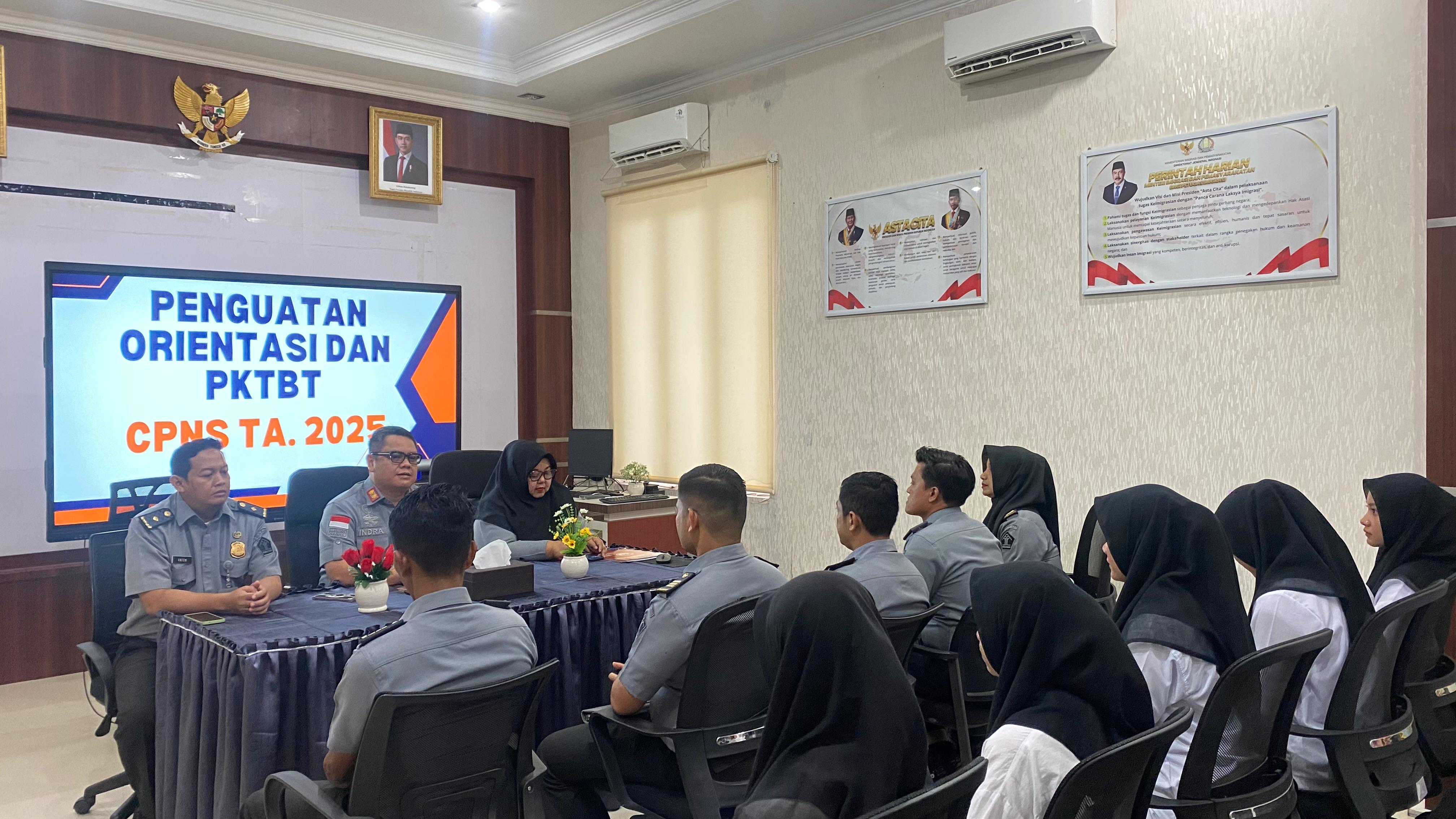 Kantor Imigrasi Kelas II TPI Langsa Sambut 14 CPNS Baru Kantor Imigrasi Kelas II TPI Langsa Sambut 14 CPNS Baru